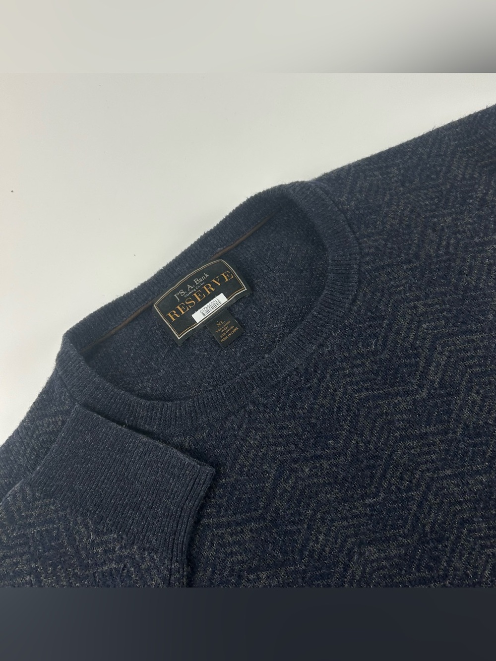 Jos A Bank Men’s SZ XL Blue Patterned Lambswool Casual Crewneck Sweater Preppy